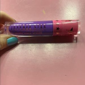 Jeffree Star velour lip shade IM ROYALTY